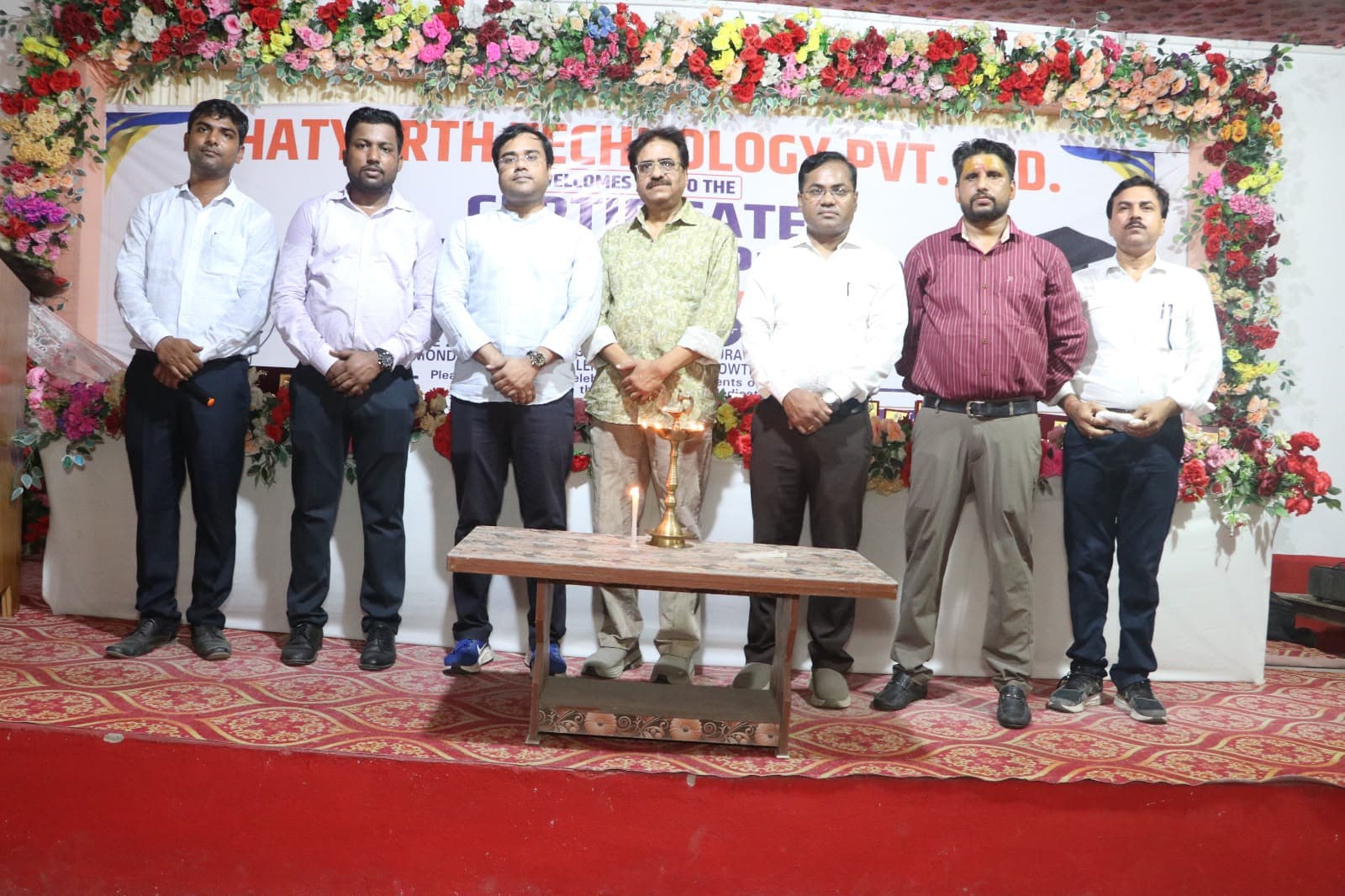 Lamp lighting ceremony with dignitaries at the Certificate Distribution Program