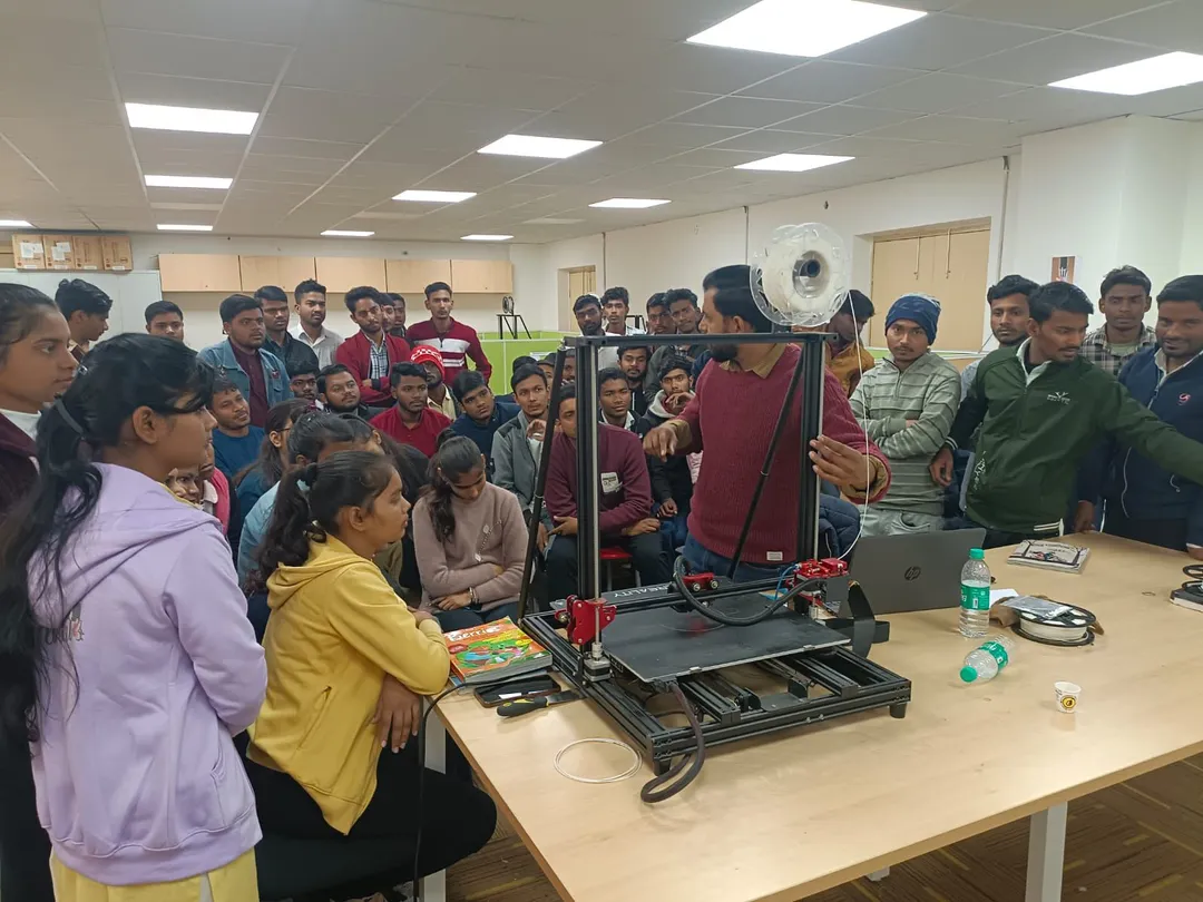 Team building activity during a corporate event