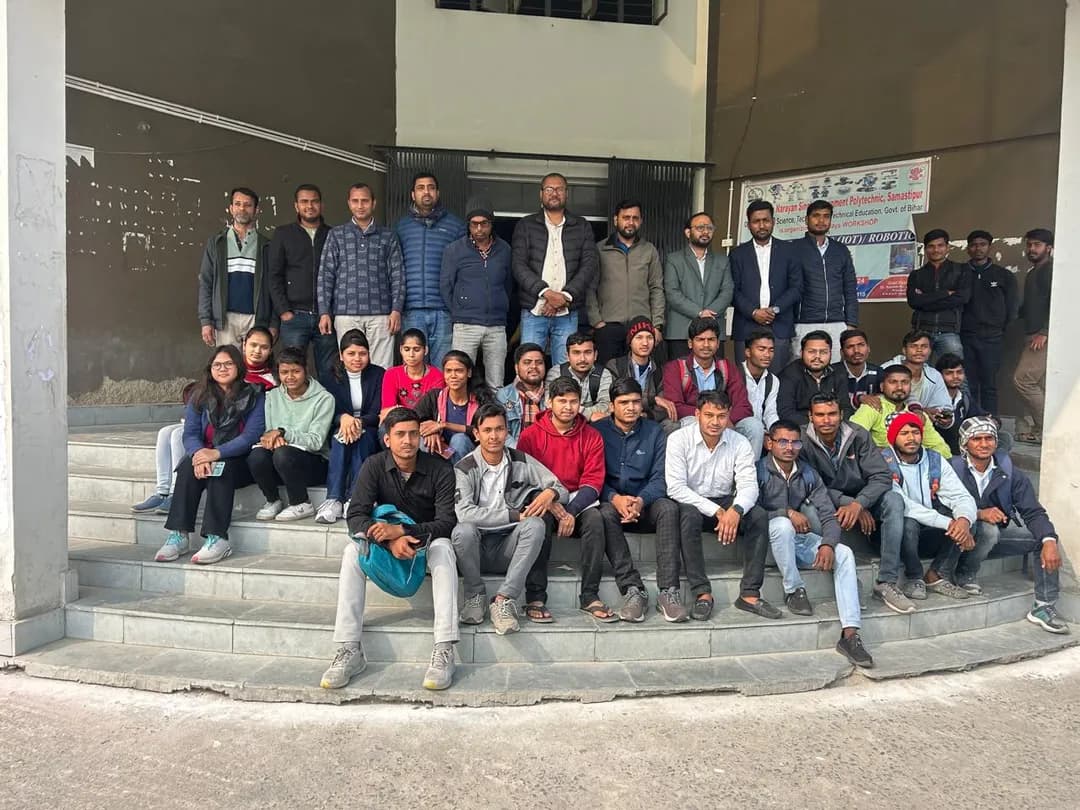 Handshake between partners